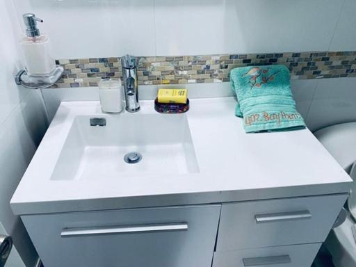 Edificio Bay Point Apto 402 Punta Hansa * San Andres (San Andres and Providencia Islands)